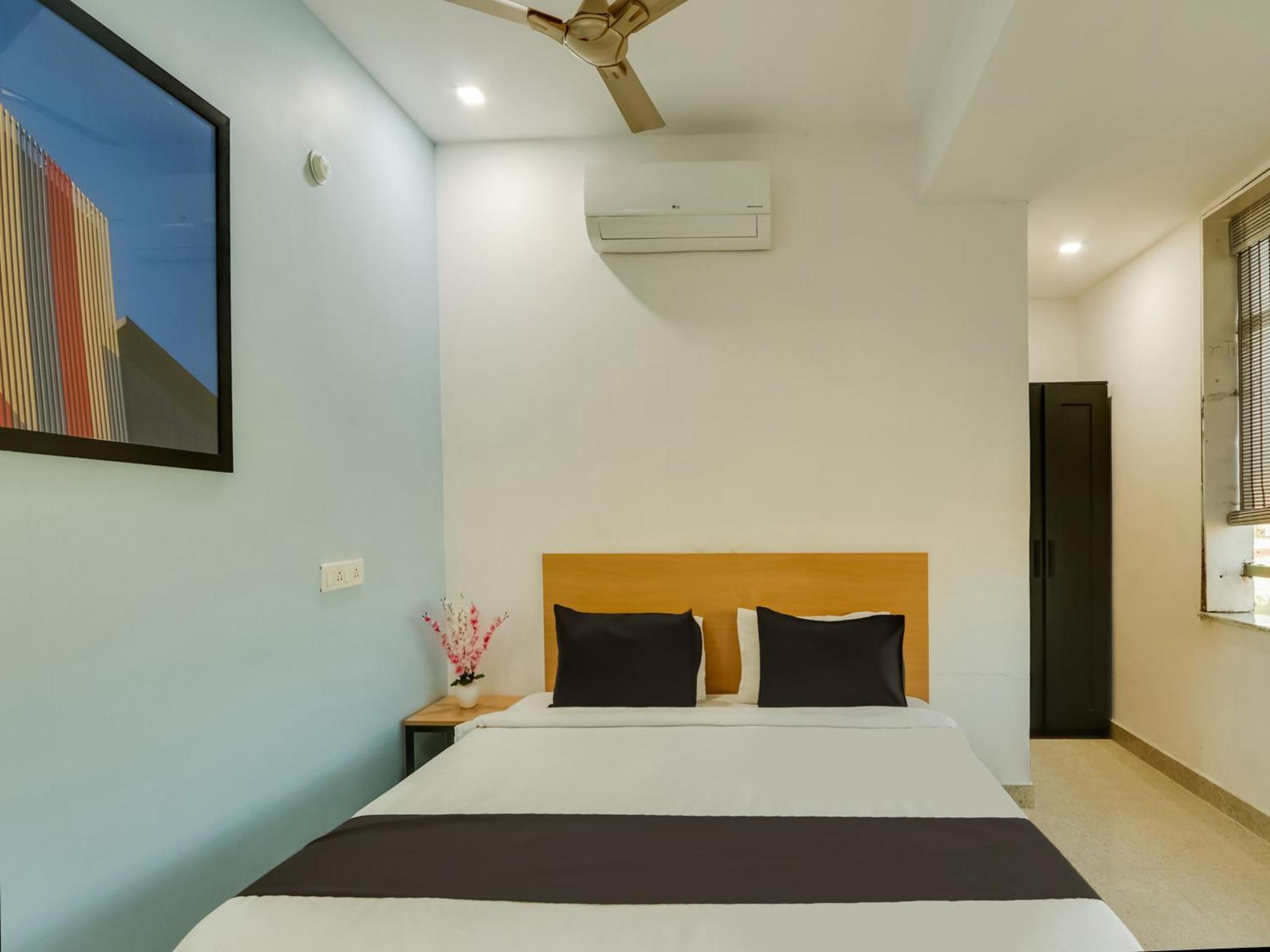 Super Townhouse Qualia Prime Hotel Near Nexus Mall Hyderabad Eksteriør bilde