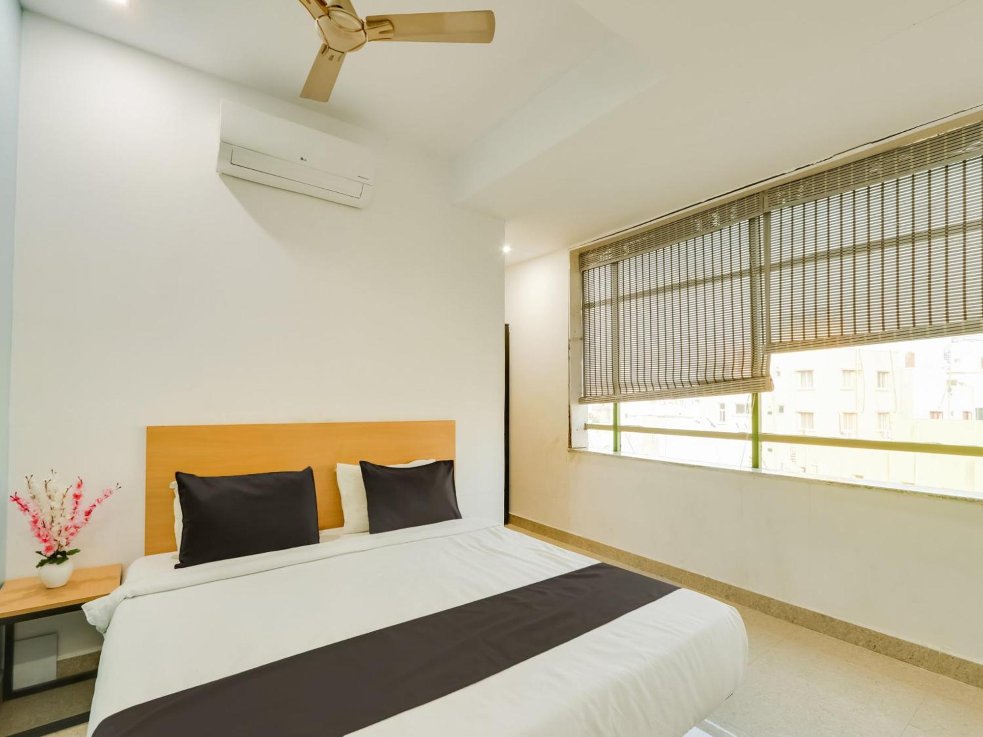 Super Townhouse Qualia Prime Hotel Near Nexus Mall Hyderabad Eksteriør bilde